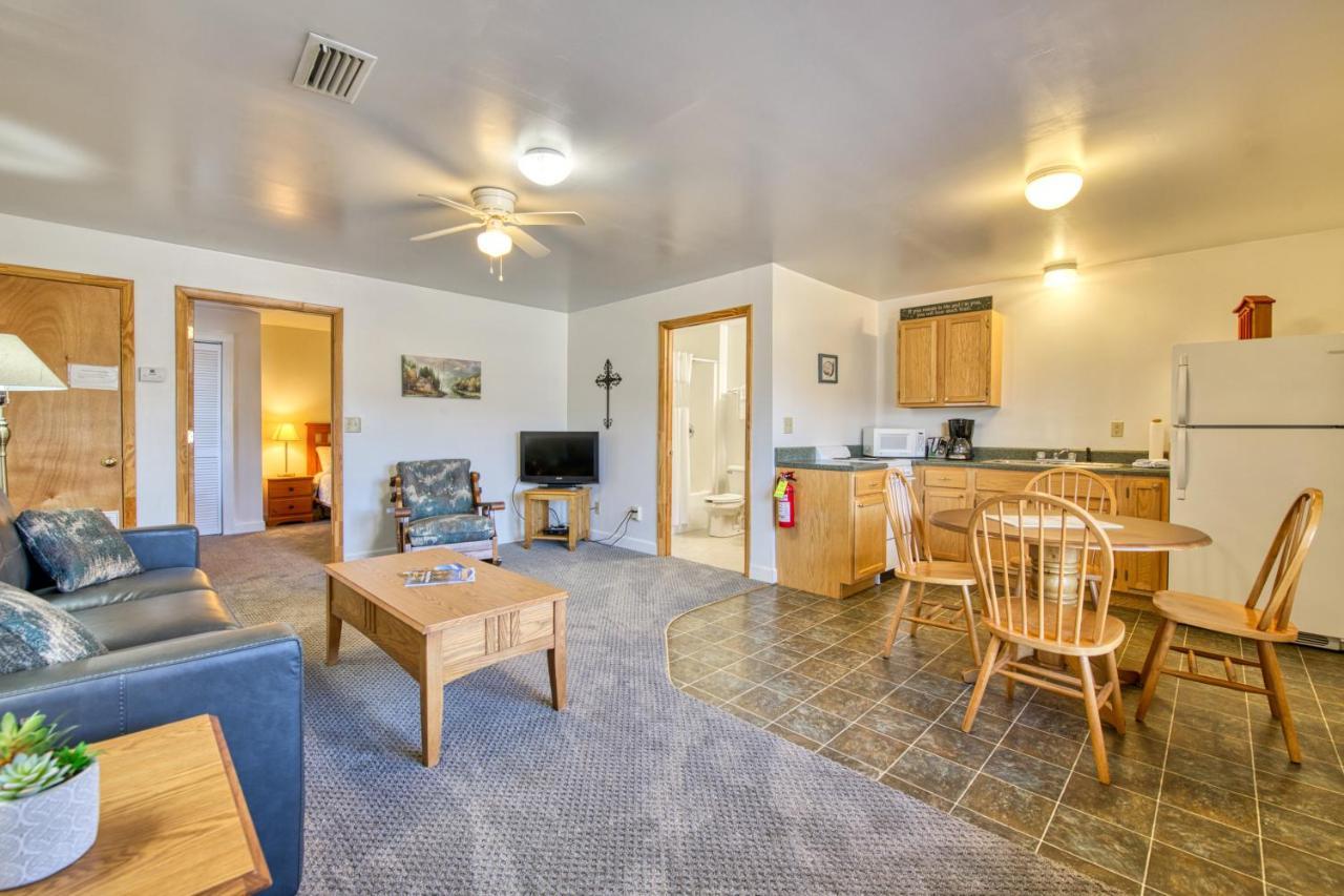 Campground Apts Lake Junaluska Екстер'єр фото