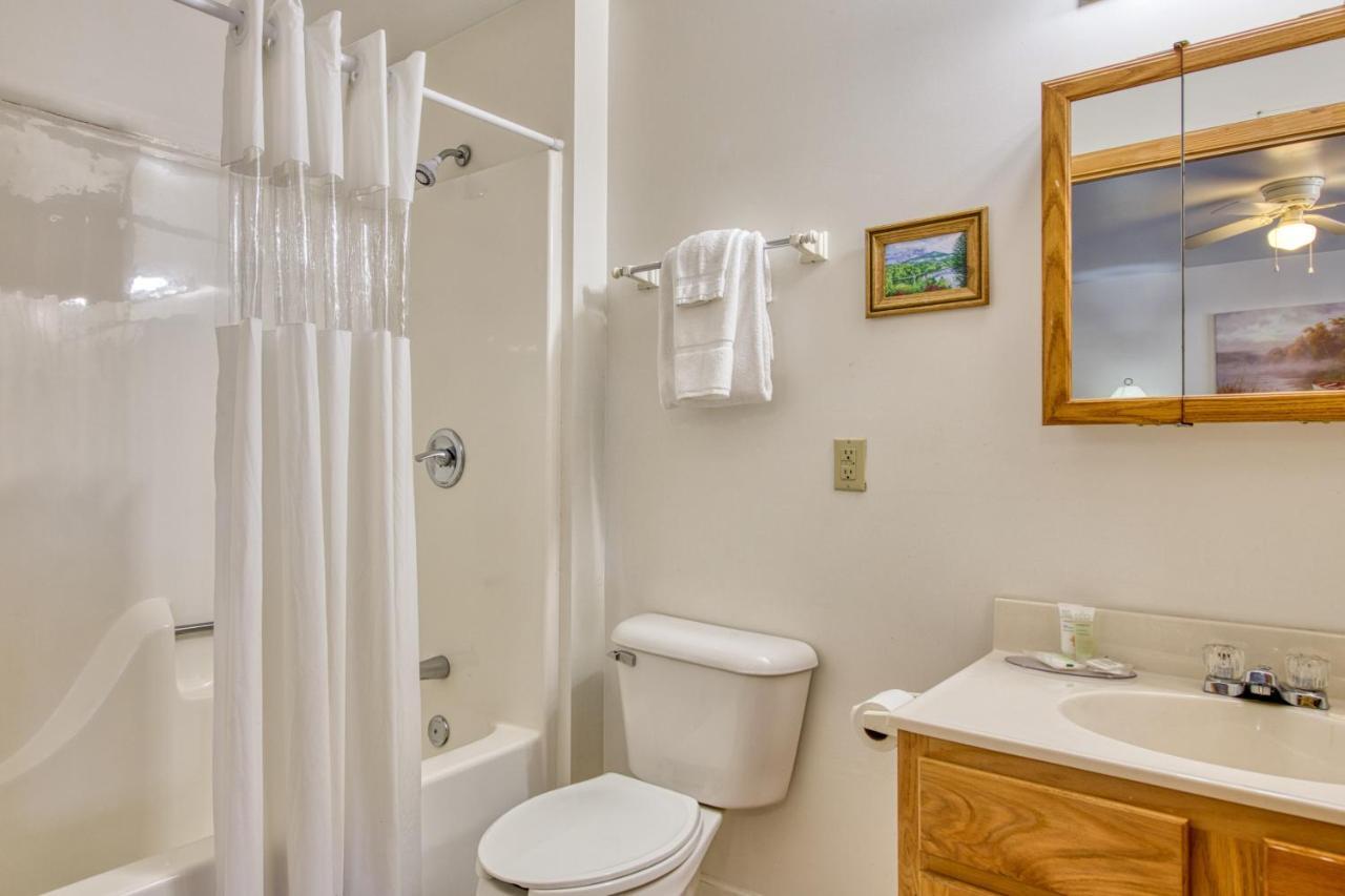 Campground Apts Lake Junaluska Екстер'єр фото