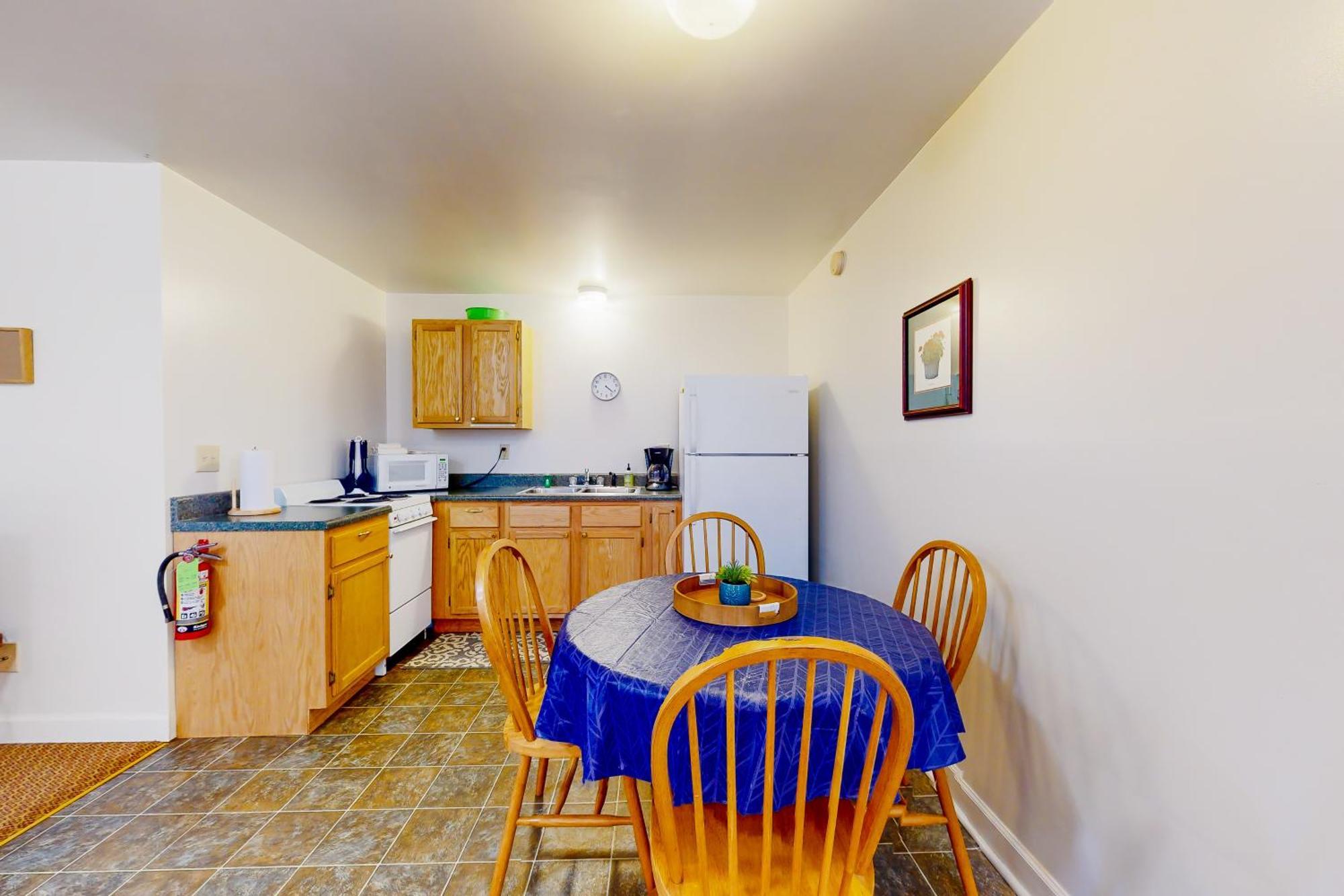 Campground Apts Lake Junaluska Номер фото