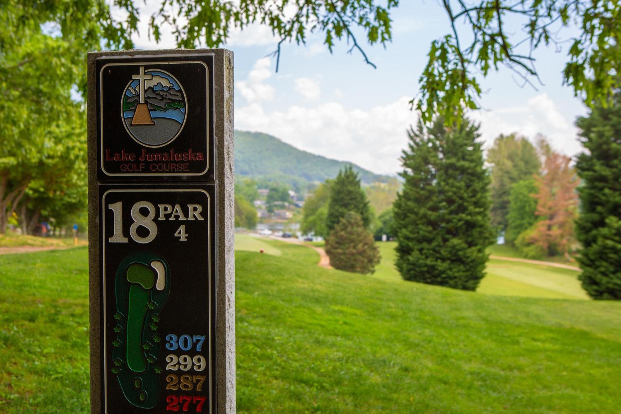 Campground Apts Lake Junaluska Номер фото