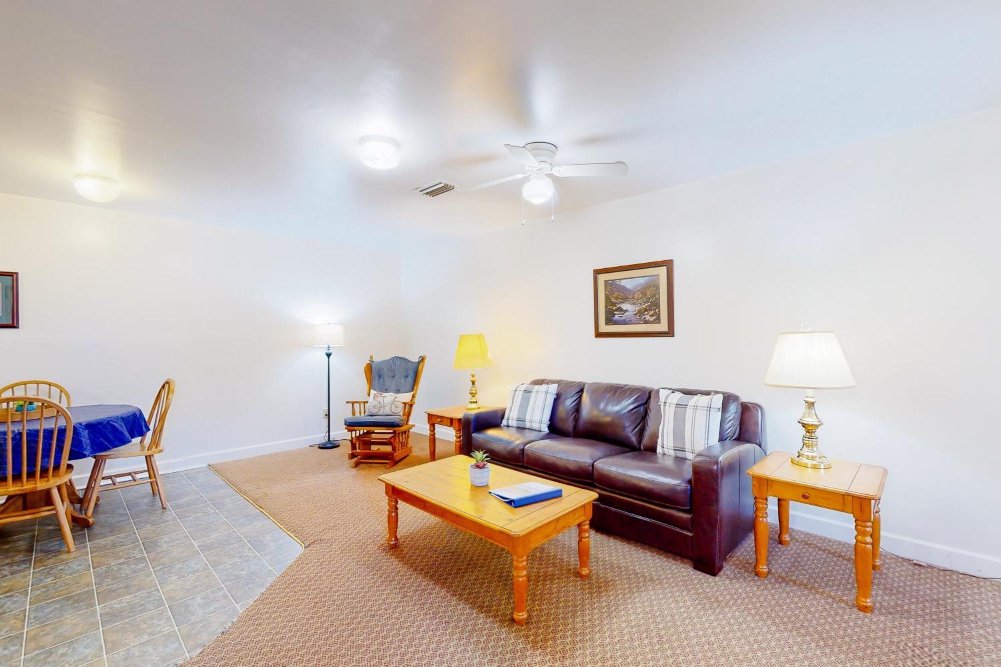 Campground Apts Lake Junaluska Номер фото